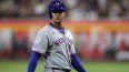El dominicano Juan Soto, de los Mets de Nueva York, camina hacia el dugout durante un encuentro, el 5 de mayo de 2025.