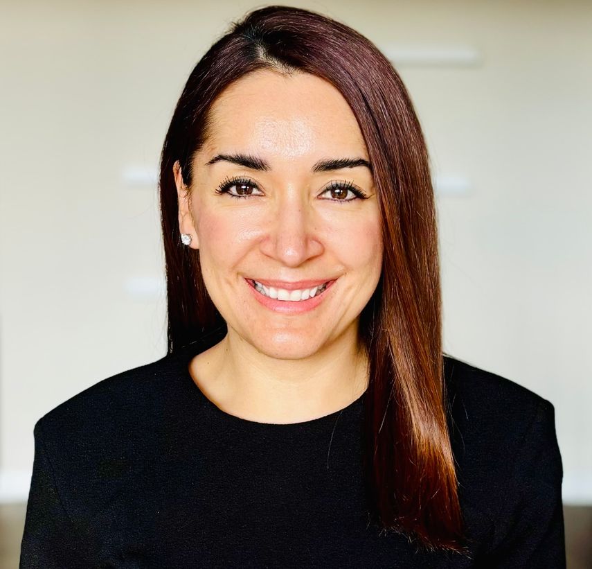 Rosa Mendoza, Fundadora, Presidenta y CEO, ALLvanza