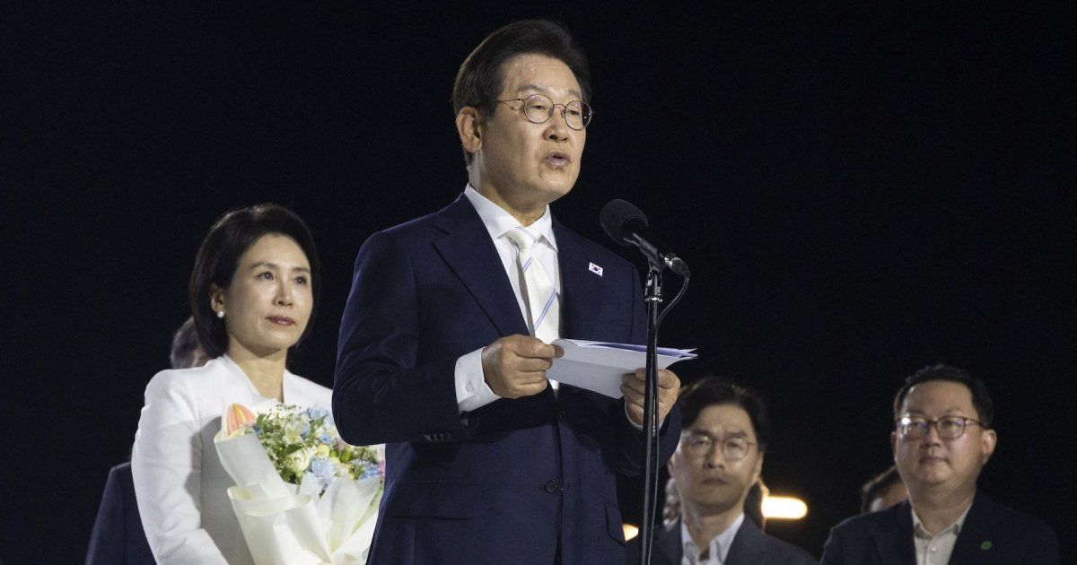El presidente de Corea del Sur allana el camino a un acercamiento con Corea del Norte