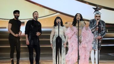 Los exconcursantes de&nbsp;Eurovision&nbsp;Conchita Wurst, Mans Zelmerlow, Gali Atari, Eleni Foureira y Verka Serduchka participan en el ensayo de su actuación en la final de la 64 edición del Festival de Eurovisión.