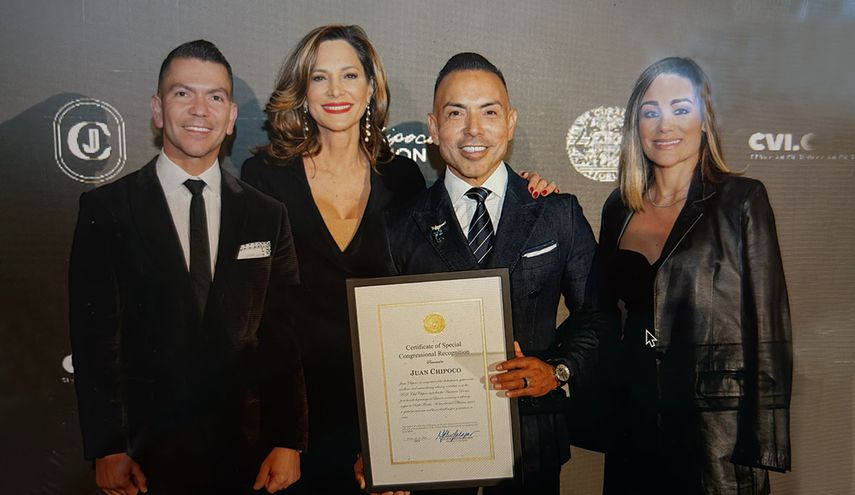 Luis Hoyos, María Elvira Salazar, Juan Chipoco y Gloria Ordaz.