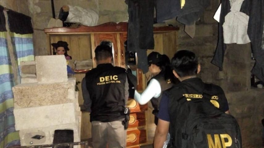 Los dos pedófilos fueron detenidos en&nbsp;la aldea San Miguel, El Tejar, en Chimaltenango.