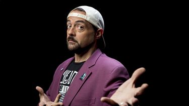 En esta foto del 25 de septiembre de 2019, Kevin Smith posa durante una entrevista en Los Angeles sobre su nueva pel&iacute;cula, Jay and Silent Bob Reboot.&nbsp;