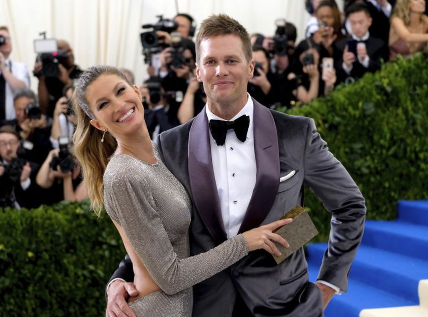 En esta fotografía de archivo del 1 de mayo de 2017, Gisele Bundchen y Tom Brady asisten a un evento en el Museo Metropolitano de Arte de Nueva York.  