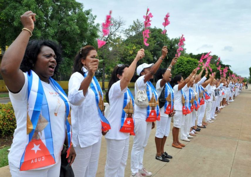 La activista Daisy Artiles del Solese destacó que pese a su reducido número, las Damas de Blanco salieron a la calle como cada domingo