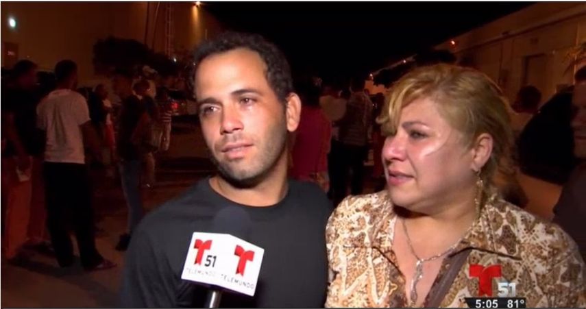 Los inmigrantes fueron trasladados a Caridades Católicas para recibir ayuda. 