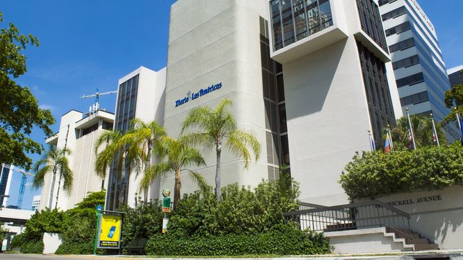 Vista del edificio sede de DIARIO LAS AMÉRICAS en Miami.