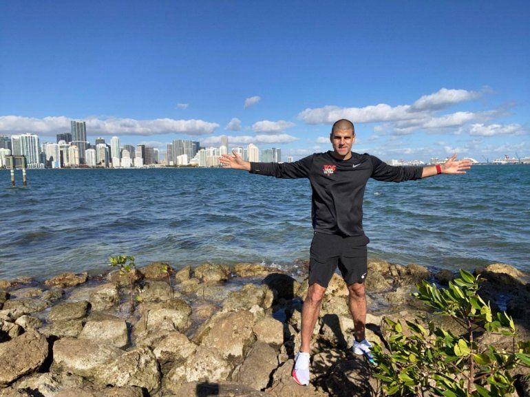 Con los brazos abiertos, el cofundador del Maratón de Miami, Frankie Ruiz, recibirá a los participantes de la vigésima edición de la mundialmente famosa carrera.