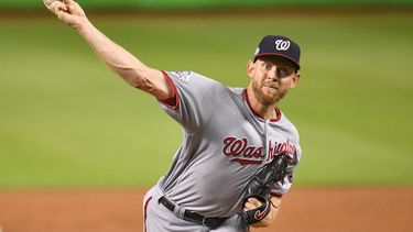 Con sus 11 abanicados ante los peces, Strasburg igualó su mejor cifra de la temporada.