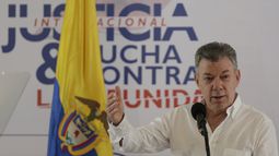 Santos dijo que la JEP actualmente está operando y tomando sus primeras decisiones a partir de los protocolos que ella misma se dictó