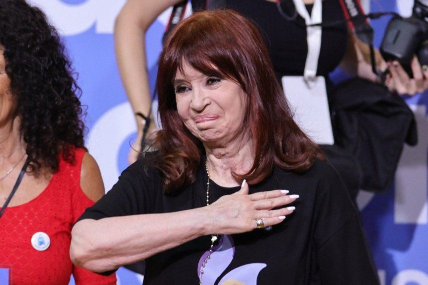 La expresidenta argentina, Cristina Fernández de Kirchner, ha sido condenada por corrupción