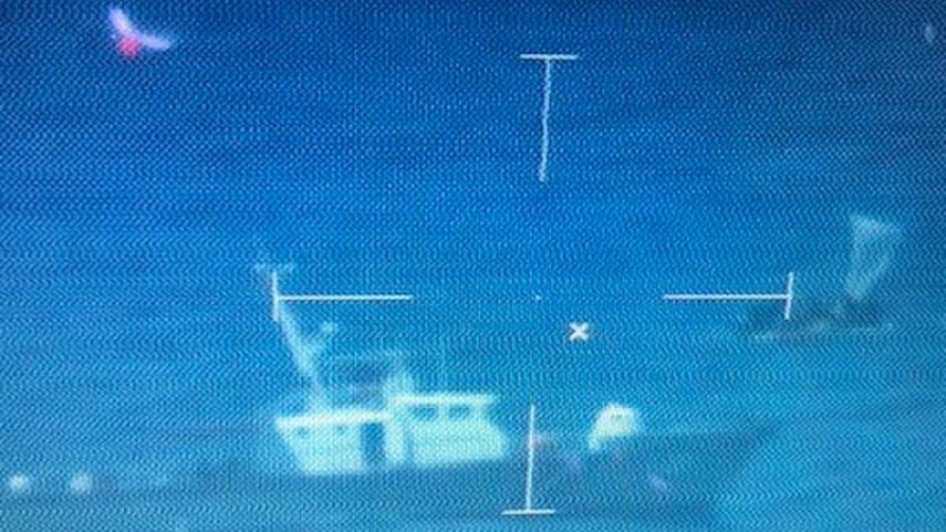 Momento de la interdicción de cubanos en el mar.