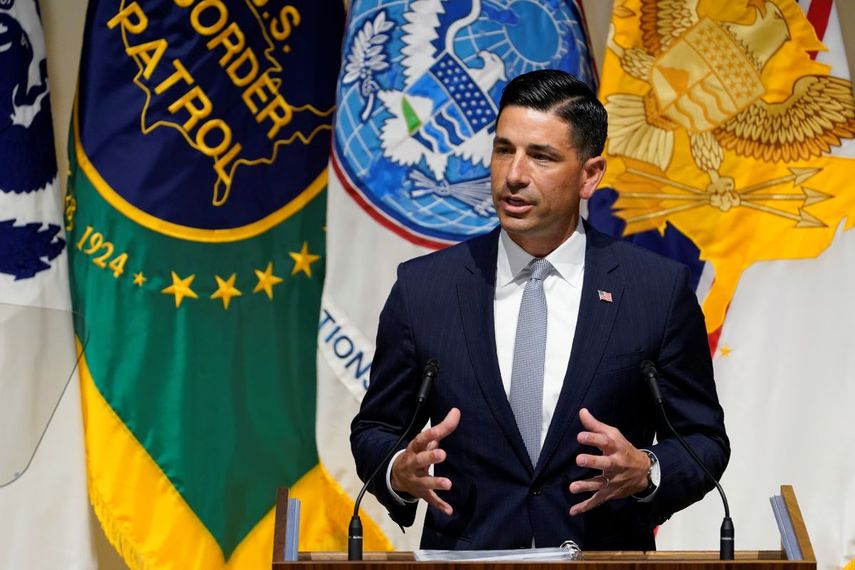 El secretario interino de Seguridad Nacional, Chad Wolf, habla durante un evento en la sede de la dependencia en Washington, el miércoles 9 de septiembre de 2020.&nbsp;