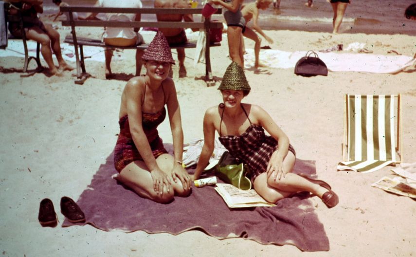 Imagen de Pat Henschel y Terry Donahue en una escena del documental A Secret Love.