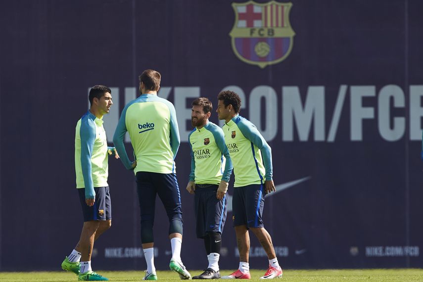 Barcelona tendrá de regreso a Neymar ( primero en la derecha) luego de cumplir tres juegos suspendido. &nbsp;