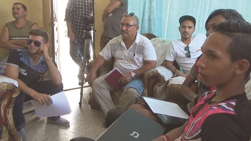 Miembros del proyecto Planque visión, durante una de sus reuniones. Muchos de ellos son permanente vigilados últimamente.