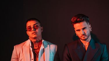 Los cantantes venezolanos Sixto Rein y Gustavo Elis.