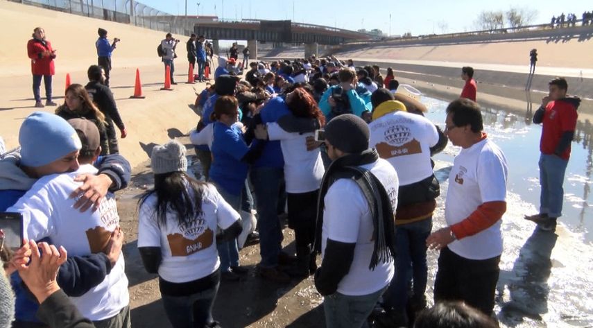 Red Fronteriza por los Derechos Humanos ya ha propiciado el evento Abrazos no Muros.
