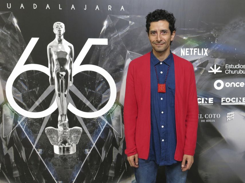 Raul Briones, de la película El norte sobre el vacío, posa a su llegada al almuerzo de nominados de la 65a edición del Premio Ariel de la Academia Mexicana de Artes y Ciencias Cinematográficas en la Ciudad de México el 3 de agosto de 2023.