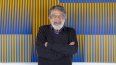 Carlos Cruz-Diez posa en París en 2017.&nbsp;
