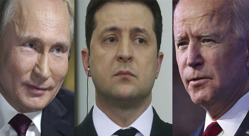 Collage de fotos del presidente ruso Vladimir Putin, el presidente ucraniano Volodymyr Zelensky y el presidente estadounidense Joe Biden.