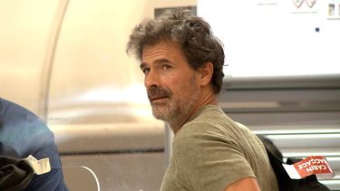 El actor Rodolfo Sancho en el aeropuerto Adolfo Suárez Madrid Barajas a 10 de Septiembre de 2023 en Madrid (España), tras llegar de su viaje a Tailandia en donde se reencontró con su hijo, Daniel Sancho.