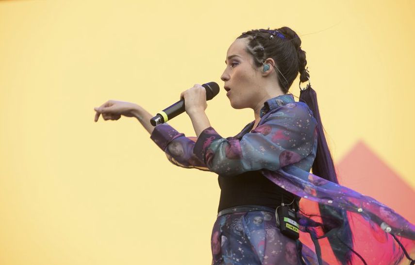 En esta fotografía de archivo del 16 de marzo de 2019 la cantante Ximena Sariñana durante su concierto en el primer día del Festival Vive Latino 2019.&nbsp;