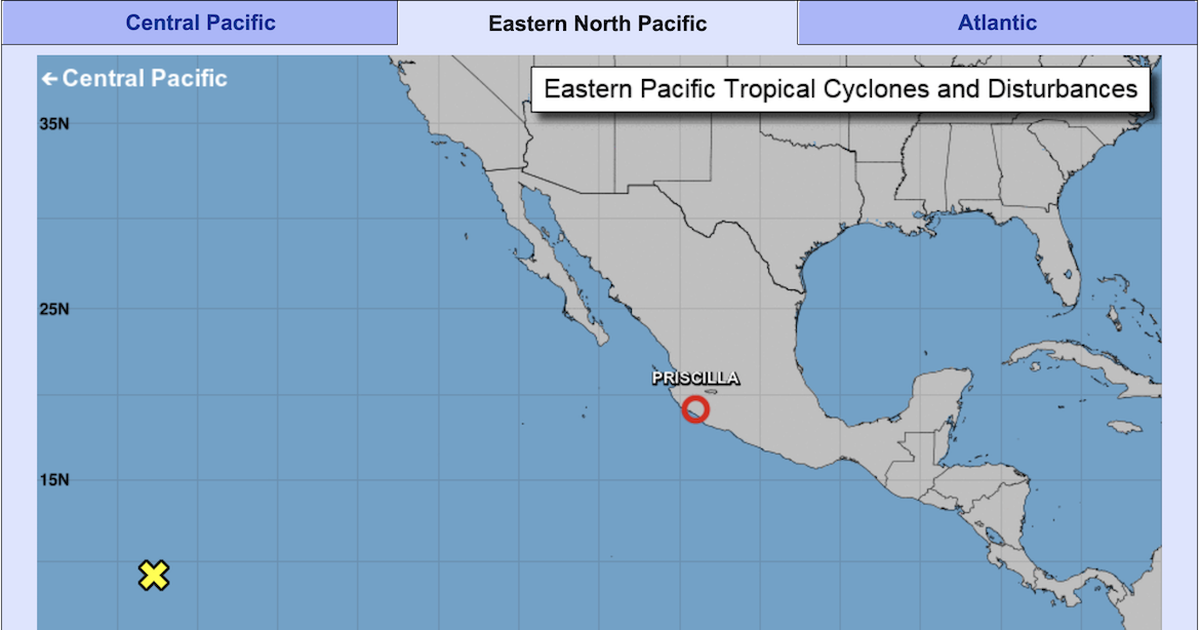 Huracán Priscilla gana fuerza y provoca oleaje y lluvias en México