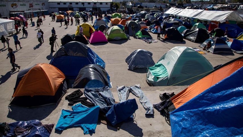 Migrantes centroamericanos en un albergue en Tijuana, México.