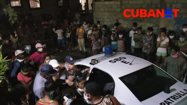 Vecinos de la localidad salieron indignados a la calle debido a la vejaci&oacute;n sufrida por las menores.