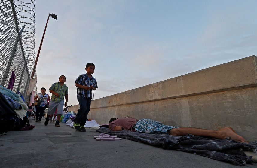 En total, 46 menores de edad que entraron al país por la frontera texana se vieron afectados por esta medida, de los que 25 tenían una edad menor a los 10 años.
