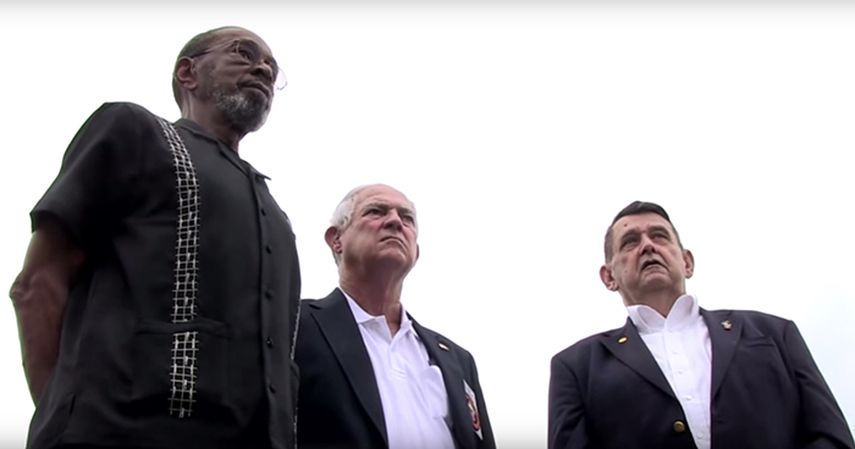 James Tracy, Larry Morris y Mike East viajarán a la isla con el secretario de Estado norteamericano, John Kerry, para la histórica ceremonia de reapertura. (CAPTURA DE VIDEO)