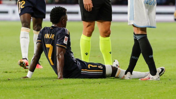 Vinicius Junior del Real Madrid tras sufrir una lesión en el partido contra Celta en la Liga de España, el viernes 25 de agosto de 2023.&nbsp;