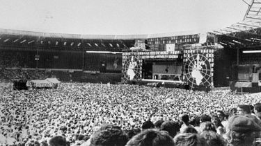 Fotografía tomada el 13 de julio de 1985 en Londres del estadio de Wembley al comienzo del concierto Live Aid, considerado el mayor evento de rock del mundo.