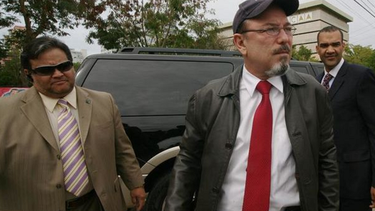 Ruben Blades entrando a los tribunales&nbsp;