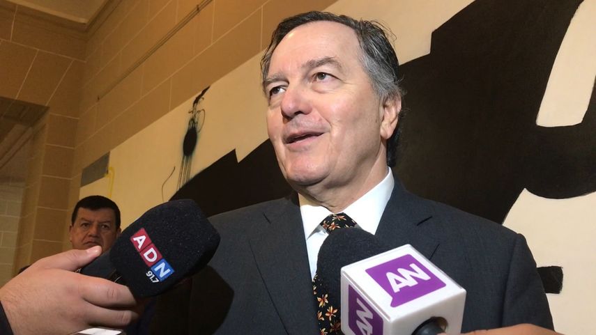 Roberto Ampuero, canciller chileno. 