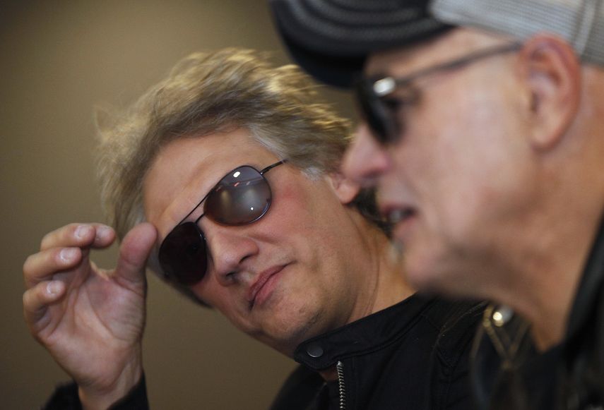 En esta foto del 26 de abril de 2017, el baterista Charly Alberti y el bajista Zeta Bosio, de la banda argentina Soda Stereo, durante una entrevista en la Ciudad de M&eacute;xico.&nbsp;