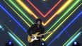 Juanes actúa en la gala en su honor como Persona del Año de la Academia Latina de la Grabación.