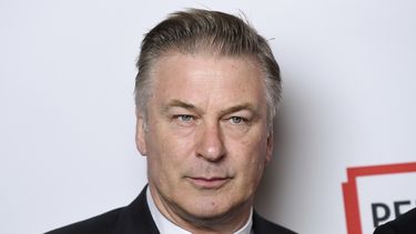 El actor Alec Baldwin asiste a la Gala Literaria PEN América 2019 en el Museo Estadounidense de Historia Natural el 21 de mayo de 2019 en Nueva York.