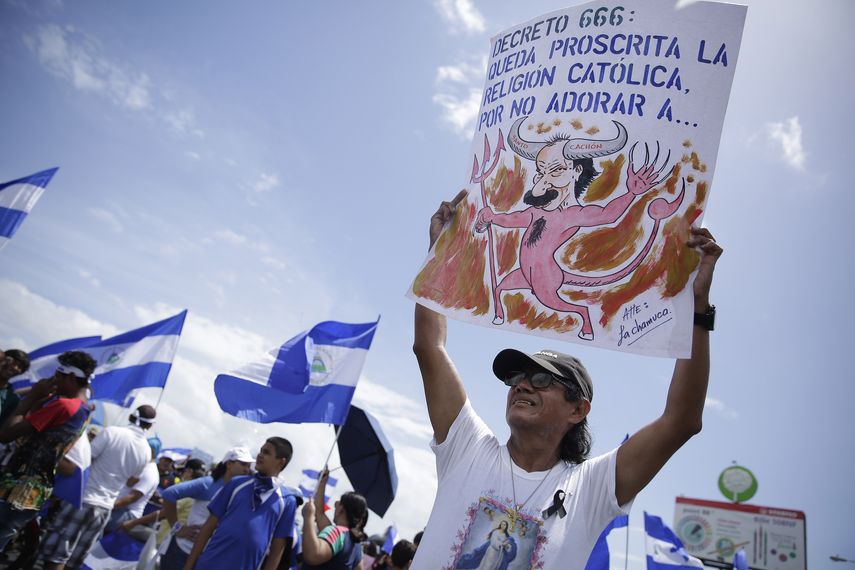 Miles de nicaragüenses marchan por las calles de Managua.&nbsp;