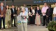 Daniella Levine Cava, alcaldesa de Miami-Dade, habla con la prensa.&nbsp;