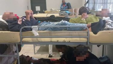 Al menos 30 cubanos están detenidos en el aeropuerto de Serbia