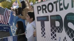 Activistas e inmigrantes amparados por el Estatus de Protección Temporal (TPS) han manifestado su deseo de que no se anule el beneficio. 