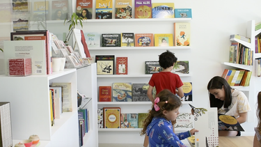 El festival EntreLibros se realiza del 15 al 19 de octubre de 2025 en el Museo de Coral Gables, en Miami, en medio de la celebración del Mes de la Historia Hispana