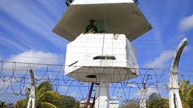 Guardia de una cárcel cubana.