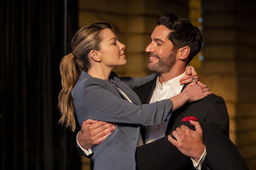 En esta imagen difundida por Netflix, Lauren German y Tom Ellis en una escena de Lucifer. La temporada final de la serie se estrena el viernes en Netflix.