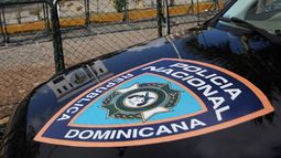 Vista parcial de un auto de la Policía Nacional de República Dominicana.