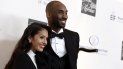 En esta foto de archivo del dos de mayo de 2013, el guardia de los Lakers, Kobe Bryant, a la derecha, y su esposa Vanessa Bryant llegan a Una noche inolvidable en beneficio del Fondo de Investigación del Cáncer Femenino de EIF en The Beverly Wilshire en Beverly Hills, California. En esta foto de archivo del dos de mayo de 2013, el guardia de los Lakers, Kobe Bryant, a la derecha, y su esposa Vanessa Bryant llegan a Una noche inolvidable en beneficio del Fondo de Investigación del Cáncer Femenino de EIF en The Beverly Wilshire en Beverly Hills, California.