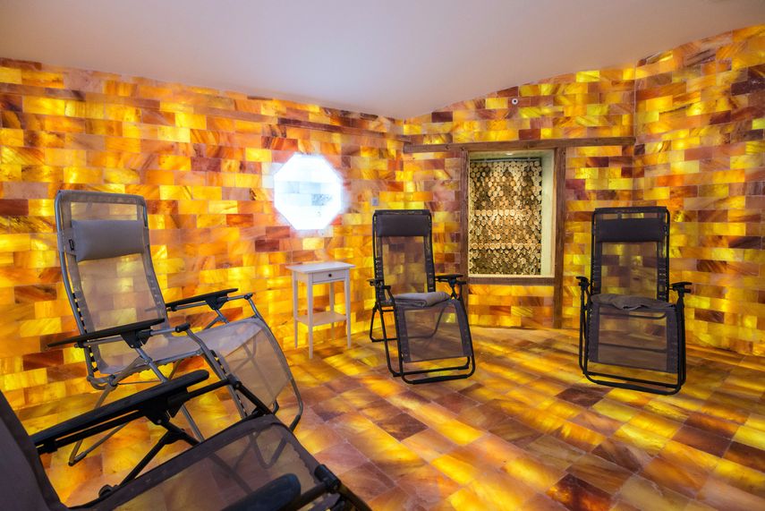 La salmuera ionizada que sale por&nbsp;las boquillas es buena para las v&iacute;as respiratorias.&nbsp;