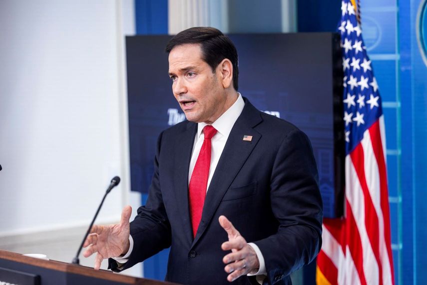 El secretario de Estado, Marco Rubio, habla con los periodistas en la Casa Blanca, el 5 de mayo de 2026.